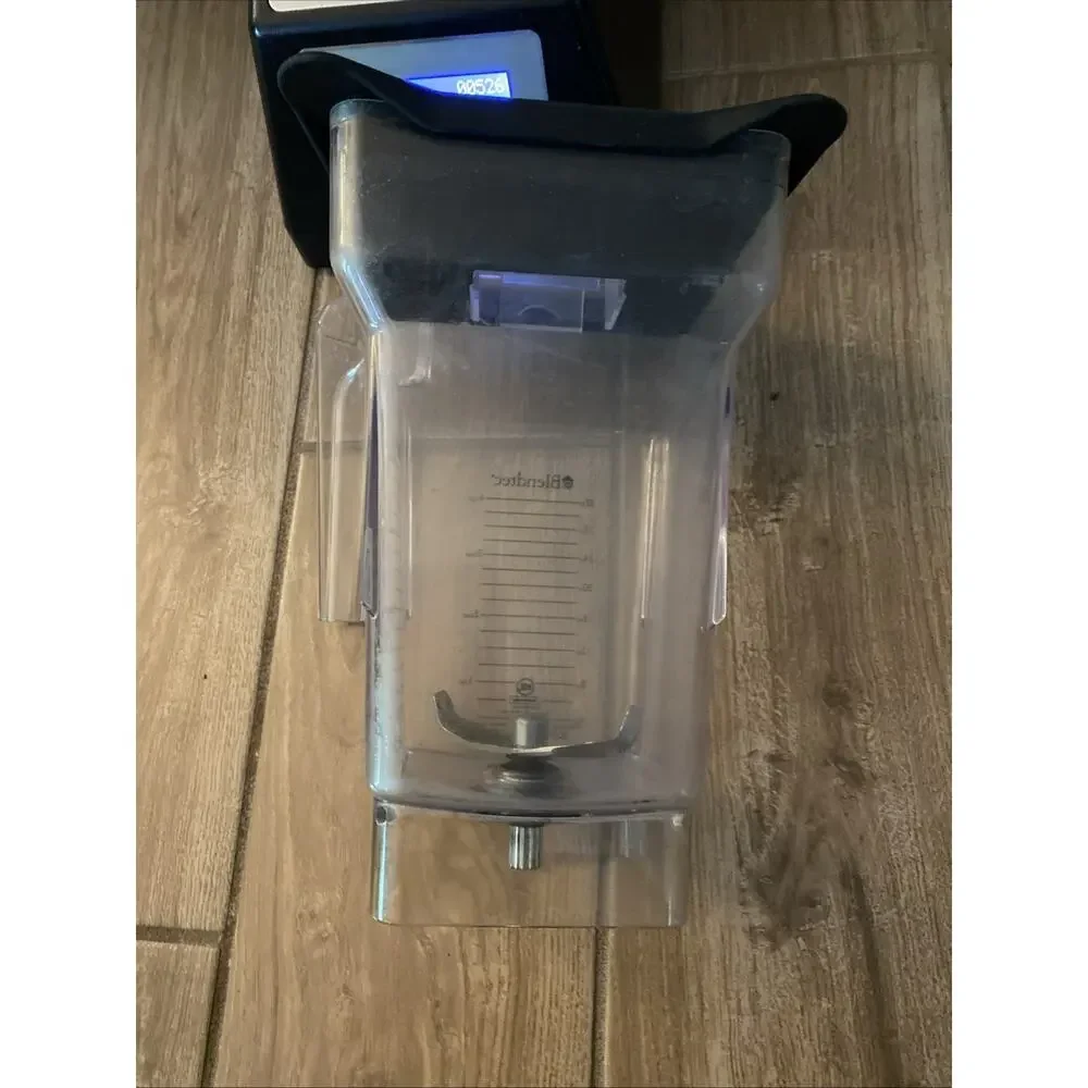 Blendtec ES3 Total Blender Professional Black 1560 Watts 32 oz 526 Cycles